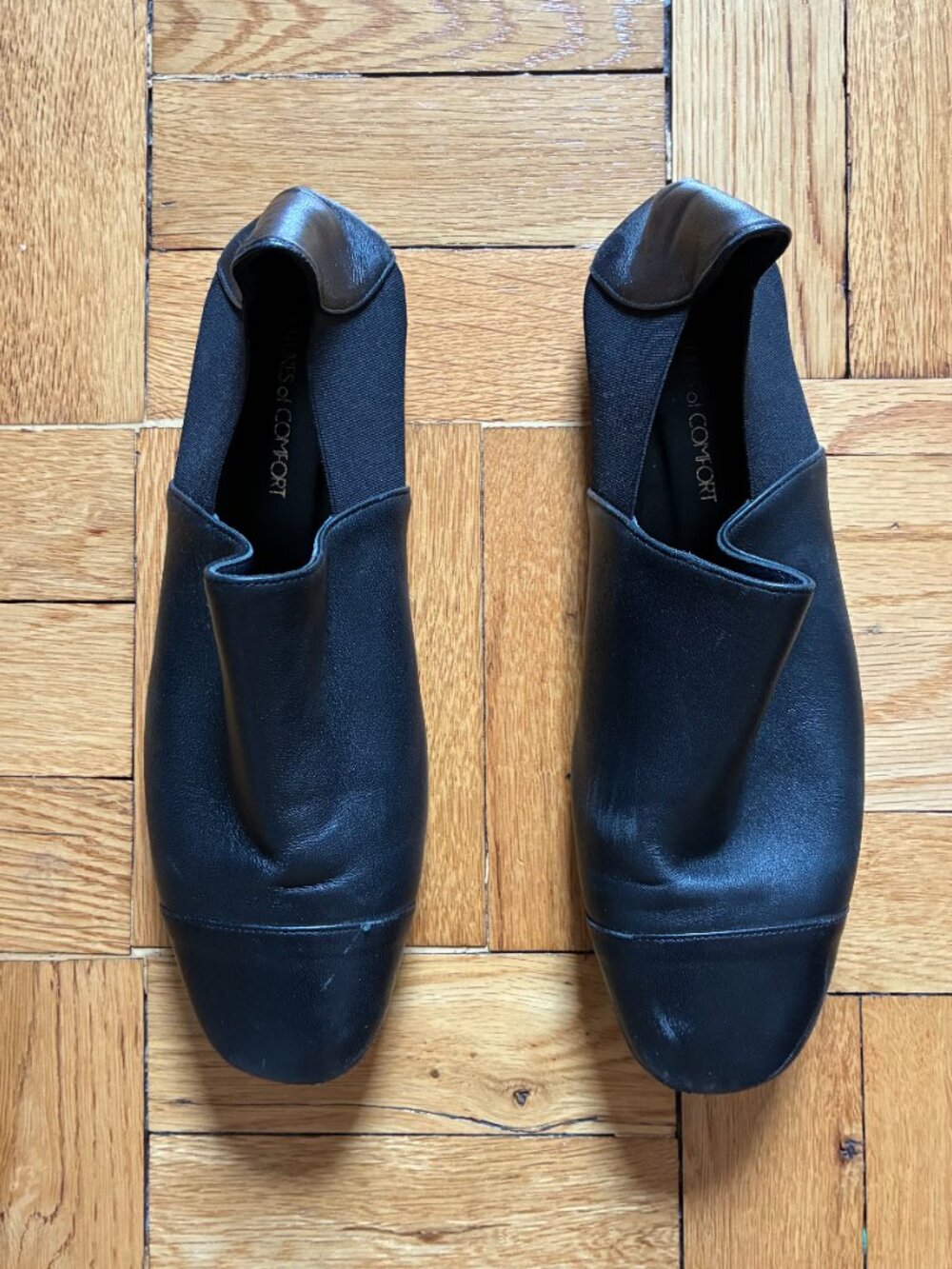 Creatures of Comfort black loafer flats, size 39.5, EUC
